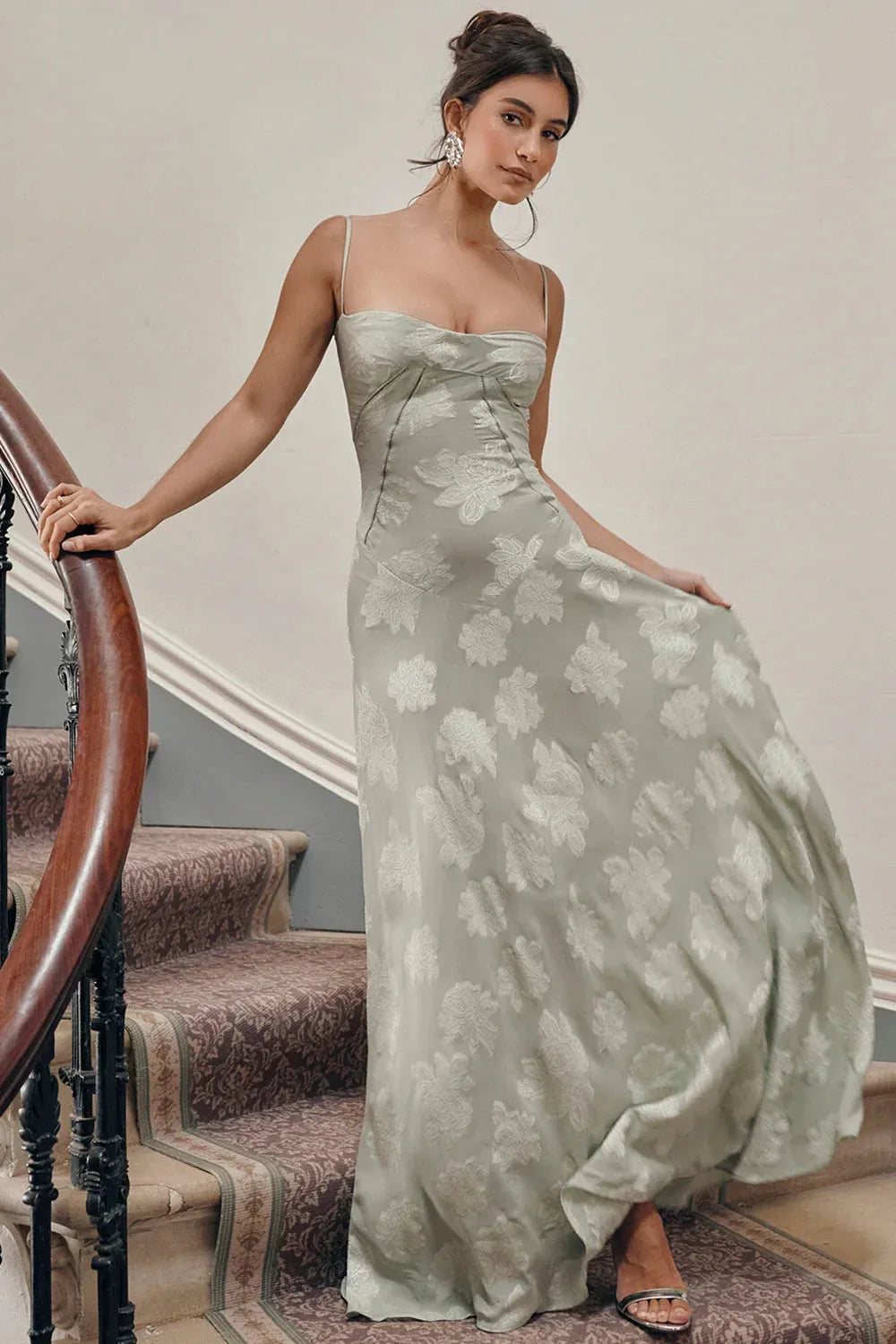 vestidos vestido largo vestido casual vestido elegante
Veliara store Veliara moldeadores shein vestidos vestido verde vestido floral vestido fiesta