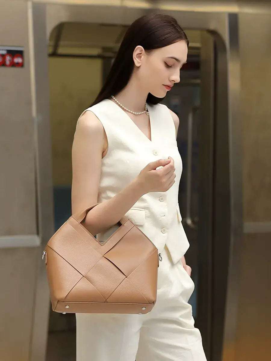 Bolso tote trenzado caramelo de cuero legítimo – Modelo Verona