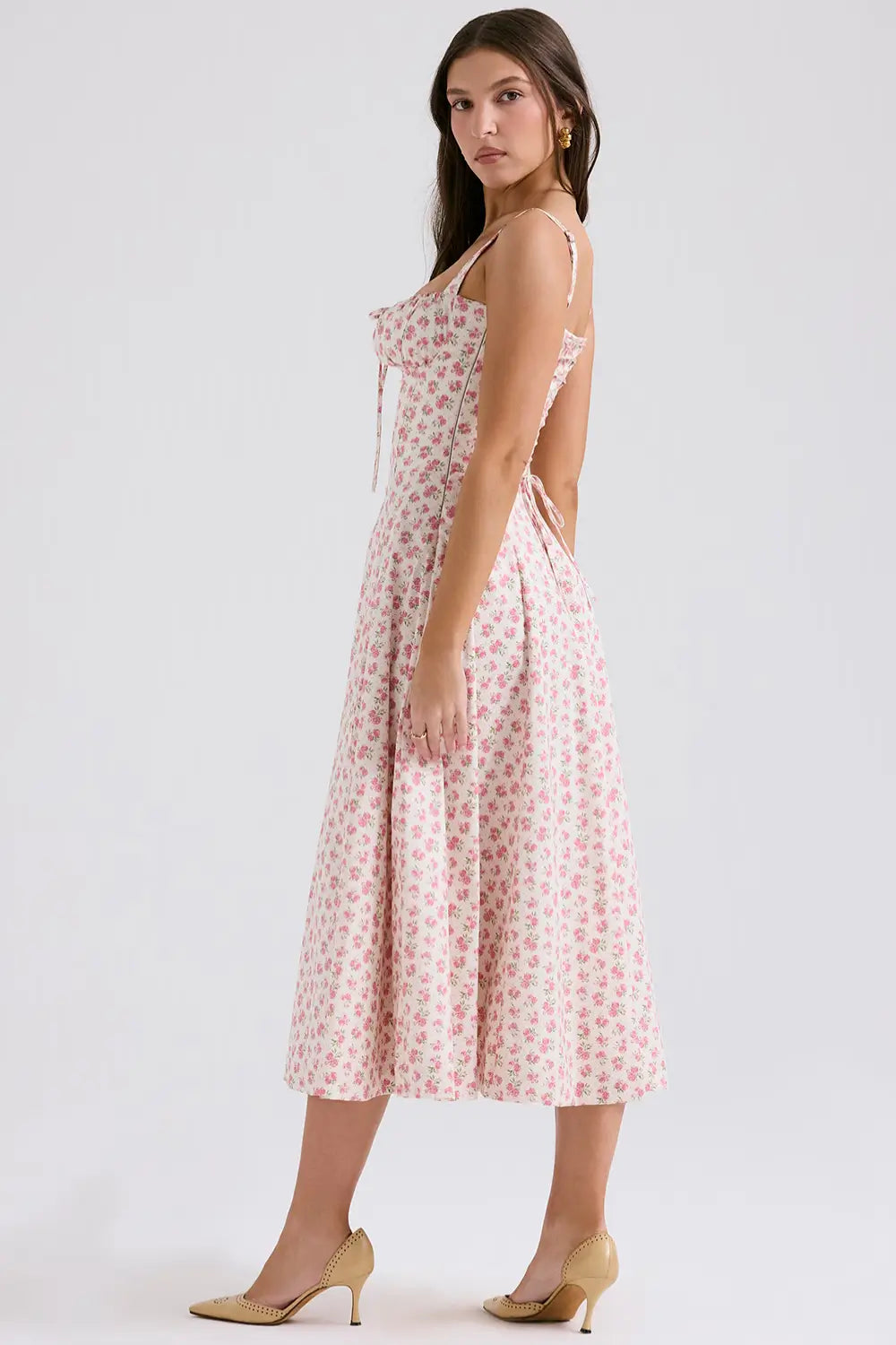 Vestido Midi Attracione Floral - Moldea la Cintura