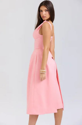vestidos vestido midi vestido elegante  vestido casual
Veliara store Veliara moldeadores shein vestidos vestido rosa  vestido fiesta  vestido con corset vestido escote