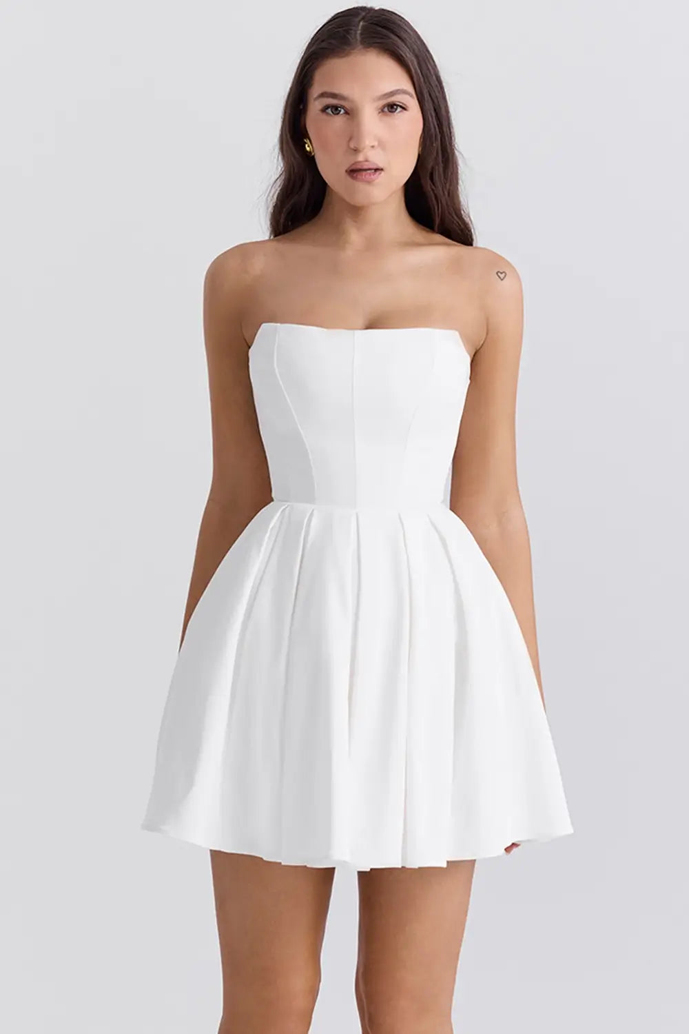 Vestido blanco corto strapless modelo Emmanuela