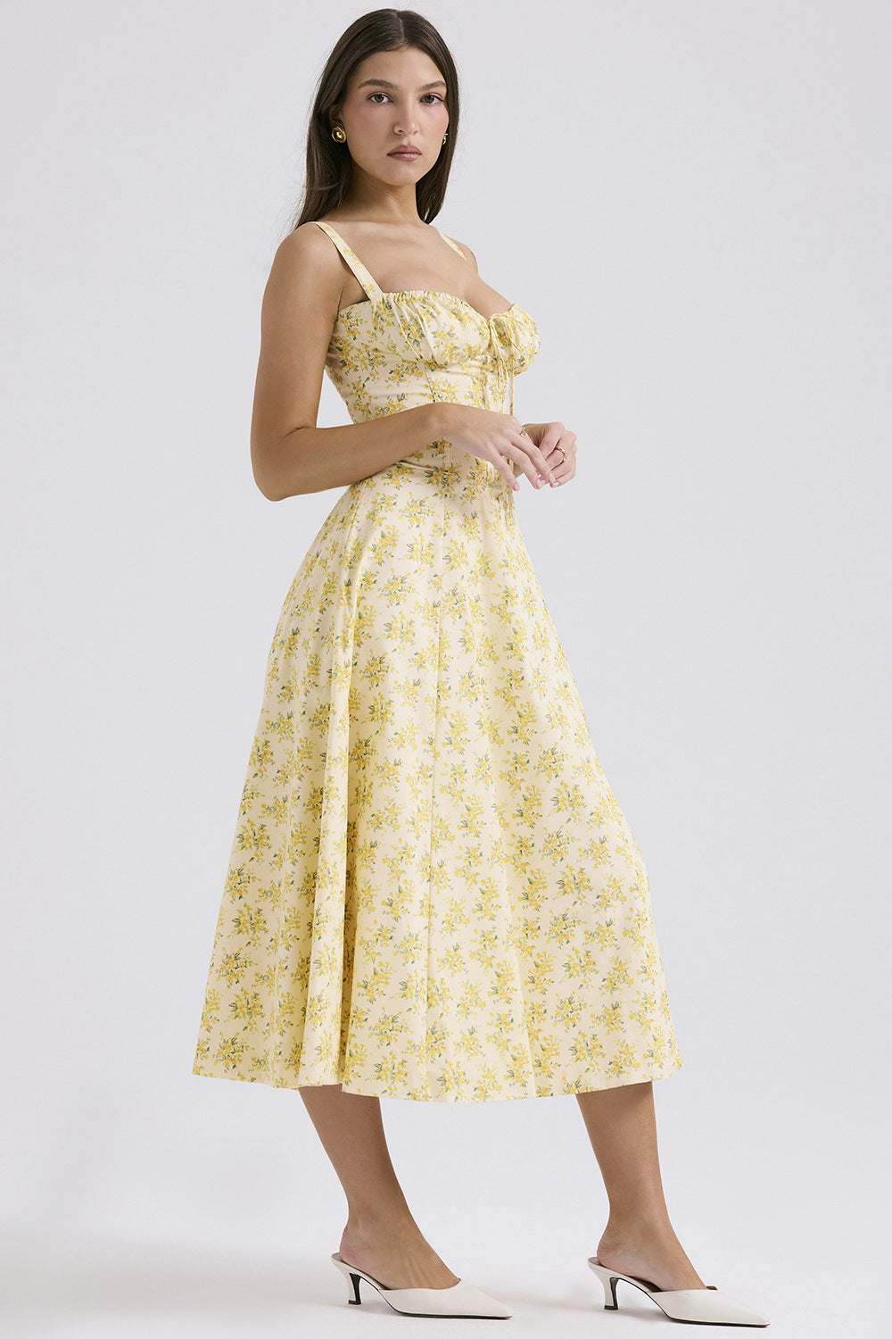 vestidos  vestido mid vestido elegante vestido casual
Veliara store Veliara moldeadores shein vestidos  vestido fiesta  vestido floral  vestido escote vestido amarillo